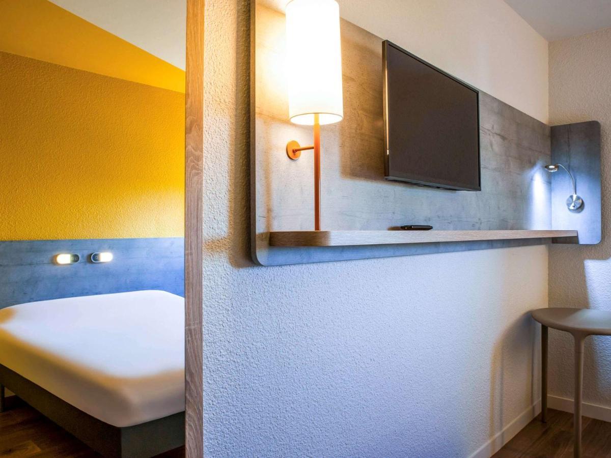Ibis Budget Fontainebleau Avon Exterior photo